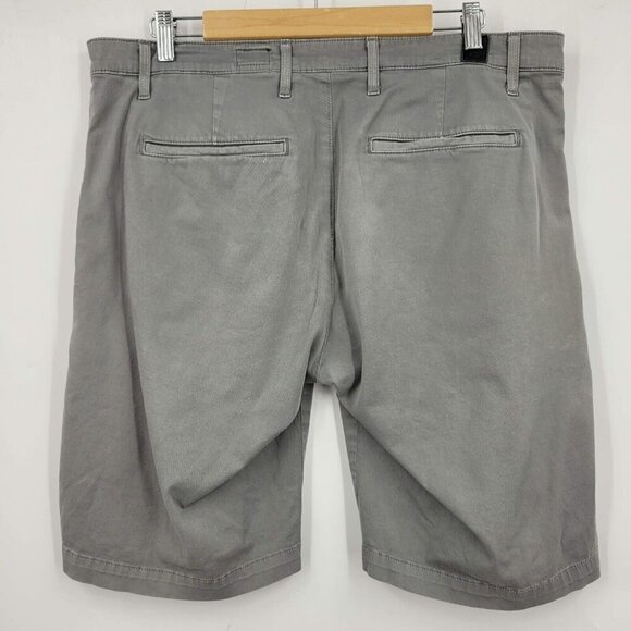 AG Adriano Goldschmied The Griffin Relaxed Tailored 10" inseam Chino Short Sz 36 - Picture 2 of 12